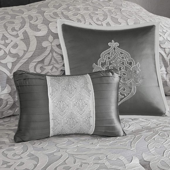 Madison Park Cozy Comforter Set Jacquard Damask Medallion Design Queen - Picture 3 of 6
